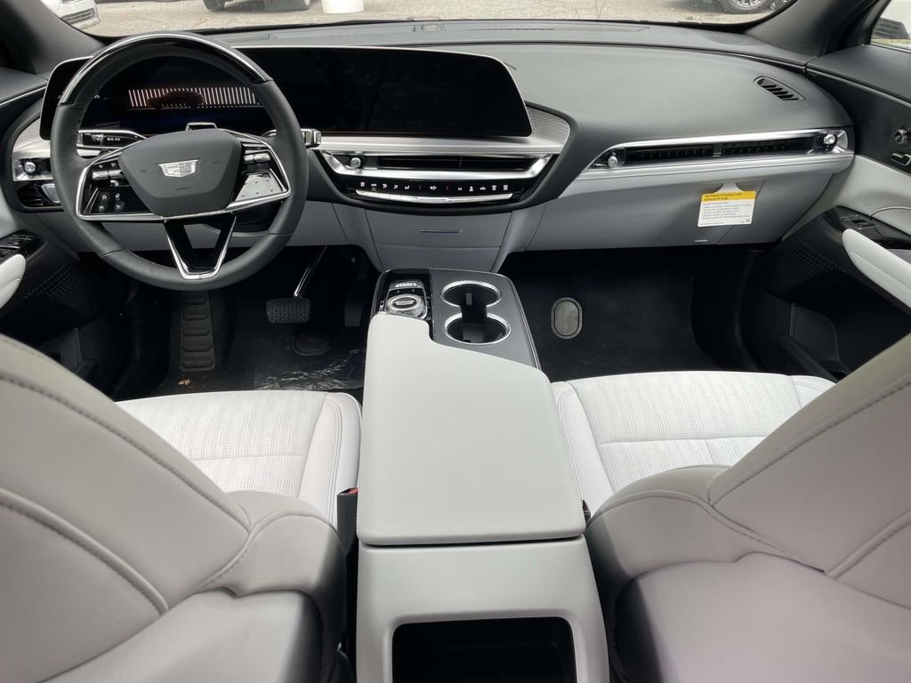 New 2026 Cadillac Lyriq Sport image 14