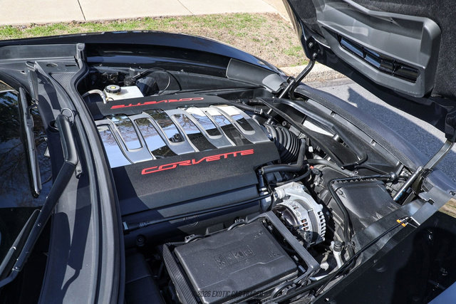 Used 2019 Chevrolet Corvette Stingray Convertible w/ 2LT Preferred Equipment Group image 32