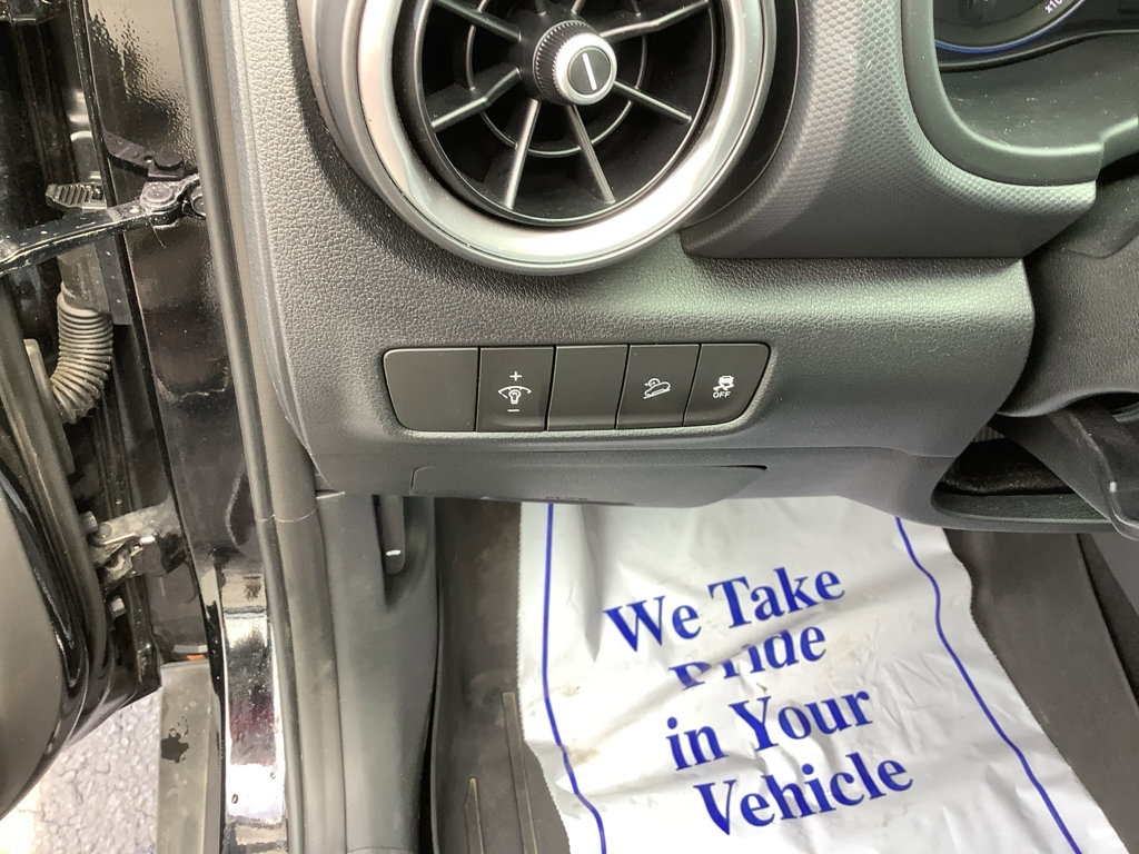 Used 2023 Hyundai Kona SEL w/ Convenience Package image 14