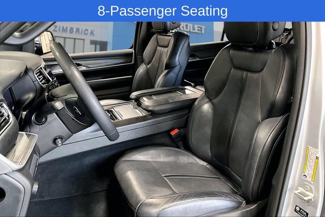 Used 2024 Jeep Wagoneer L Series II w/ Flexible Seating Group AWD/4WD image 21