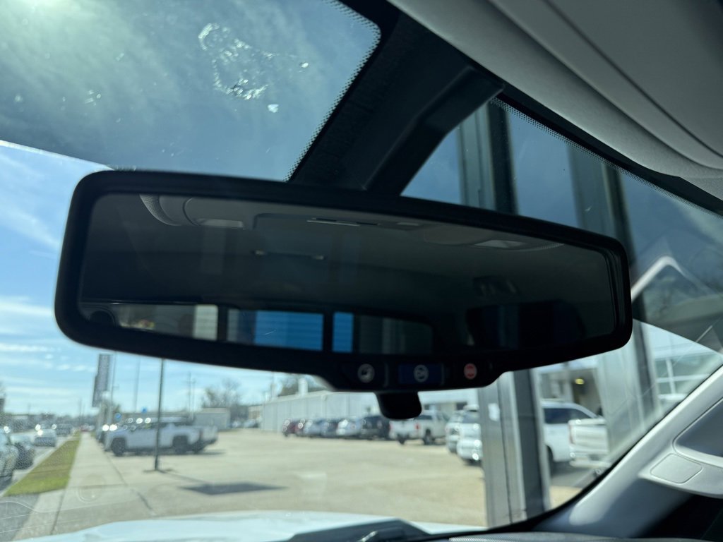 Used 2018 Chevrolet Silverado 1500 LT w/ Texas Edition image 25