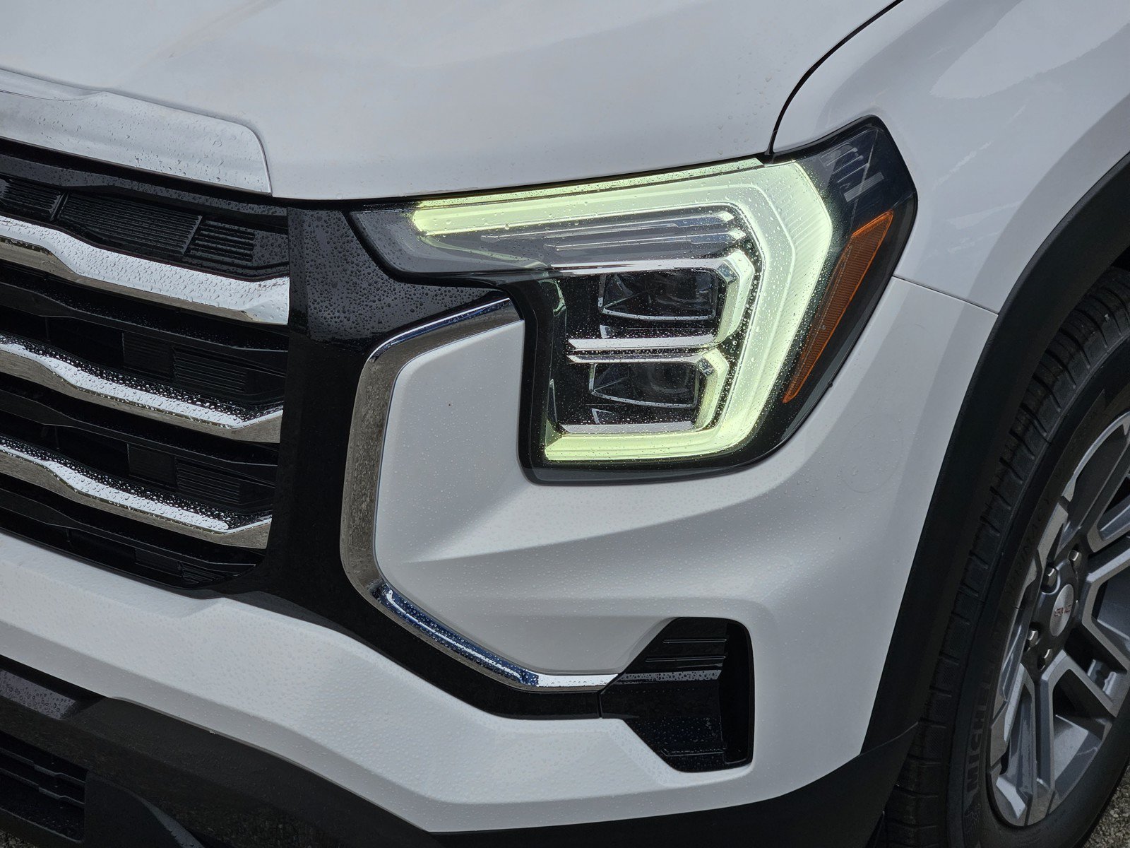 New 2027 GMC Terrain Elevation w/ LPO, Floor Liner Package FWD image 5