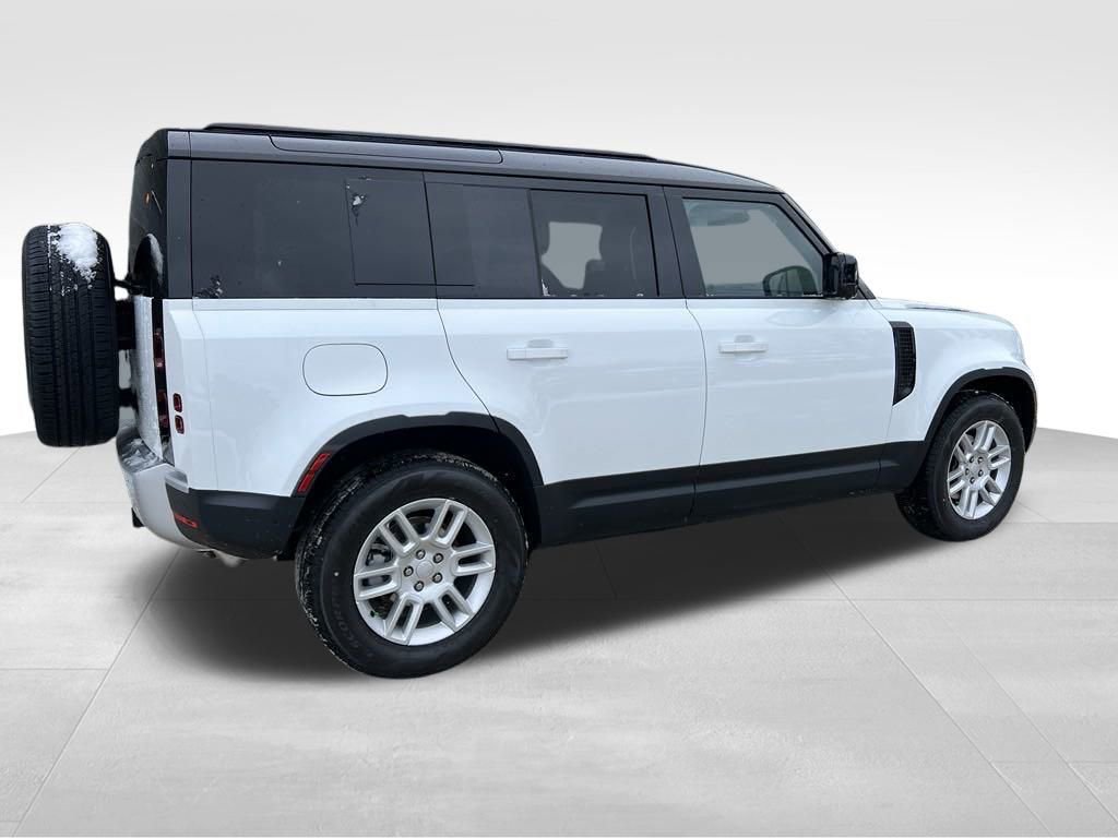 New 2025 Land Rover Defender 110 S image 7