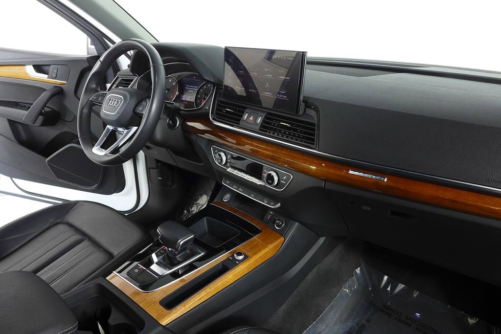 Used 2023 Audi Q5 2.0T Premium AWD/4WD image 13