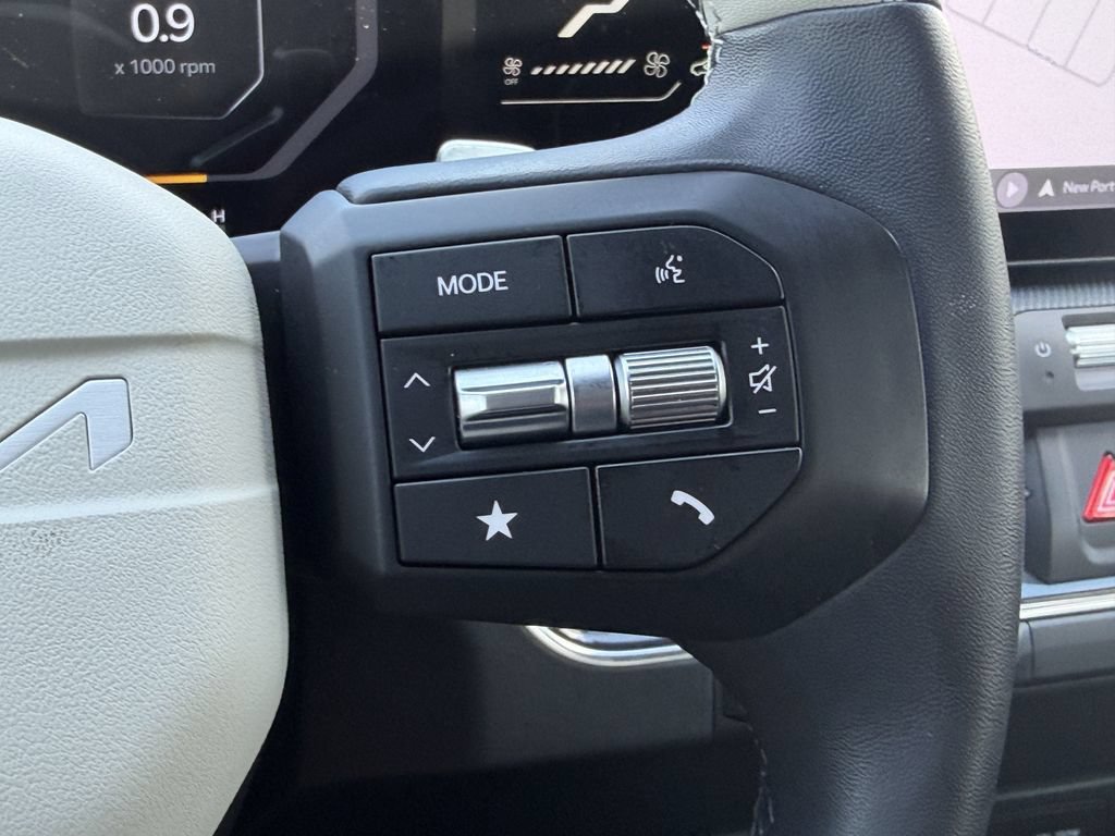 Certified 2025 Kia K4 EX w/ GT-Line Sunroof Package FWD image 31