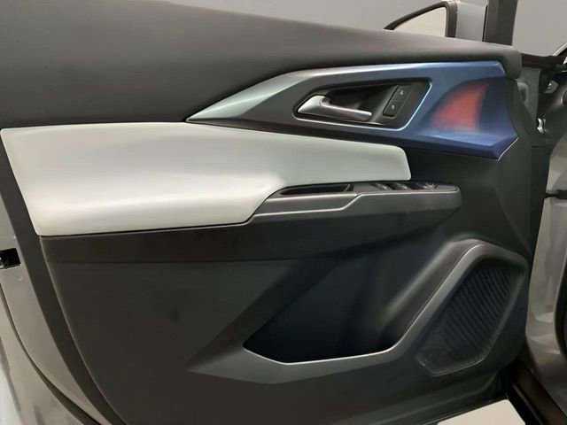 Used 2026 Chevrolet Equinox EV LT image 16