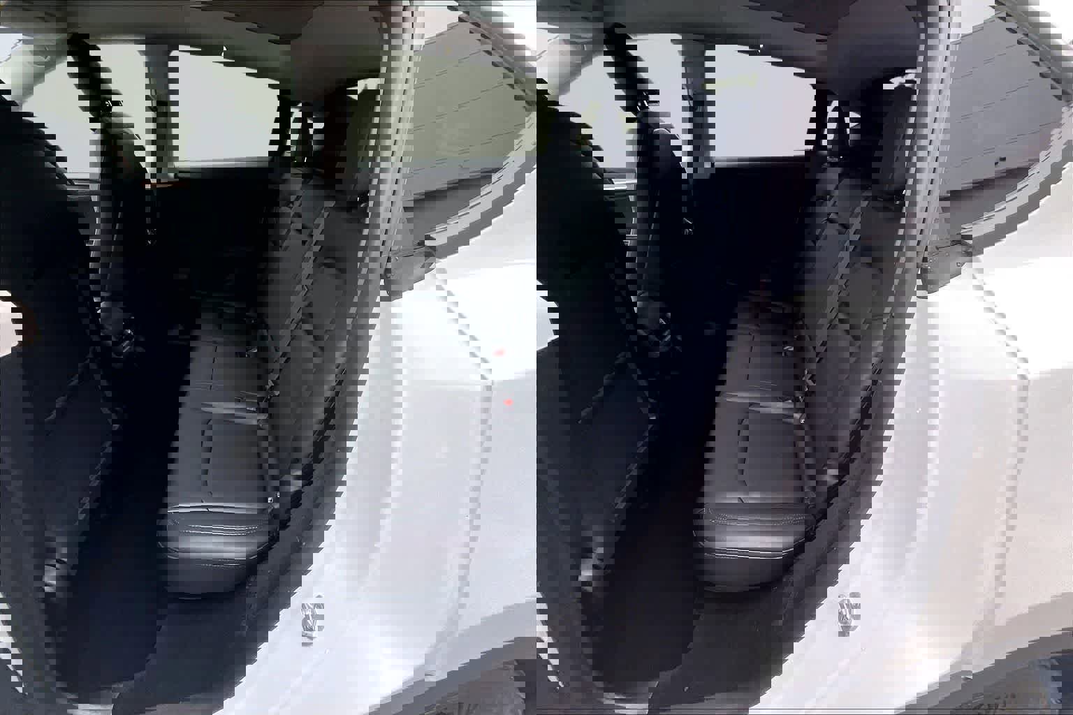 Used 2023 Tesla Model Y Long Range image 13