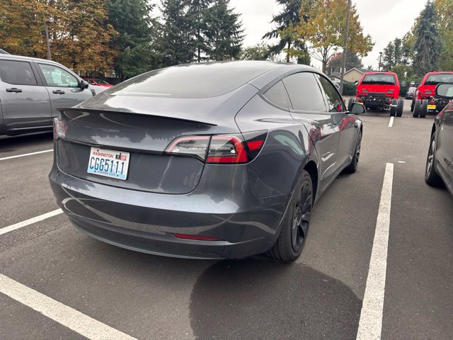 Used 2023 Tesla Model 3 Standard Range RWD image 3