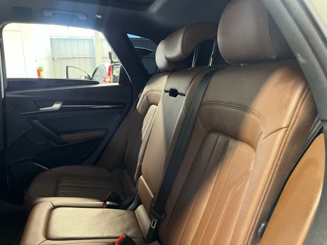 Used 2018 Audi Q5 2.0T Premium Plus w/ Premium Plus Package AWD/4WD image 18