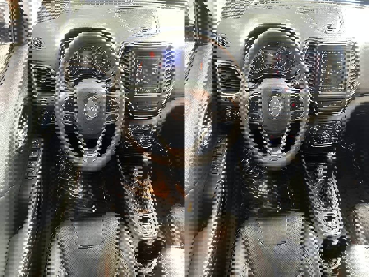 Used 2022 Jeep Cherokee Latitude Lux image 20