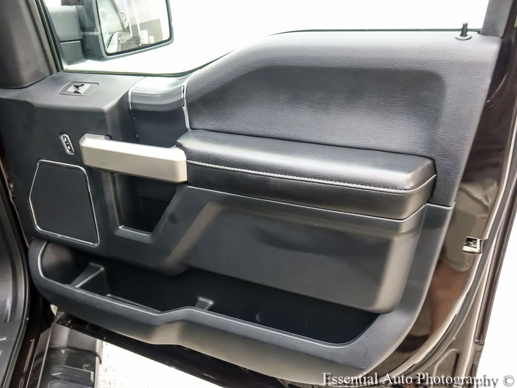 Used 2019 Ford F150 Lariat w/ Equipment Group 502A Luxury AWD/4WD image 24