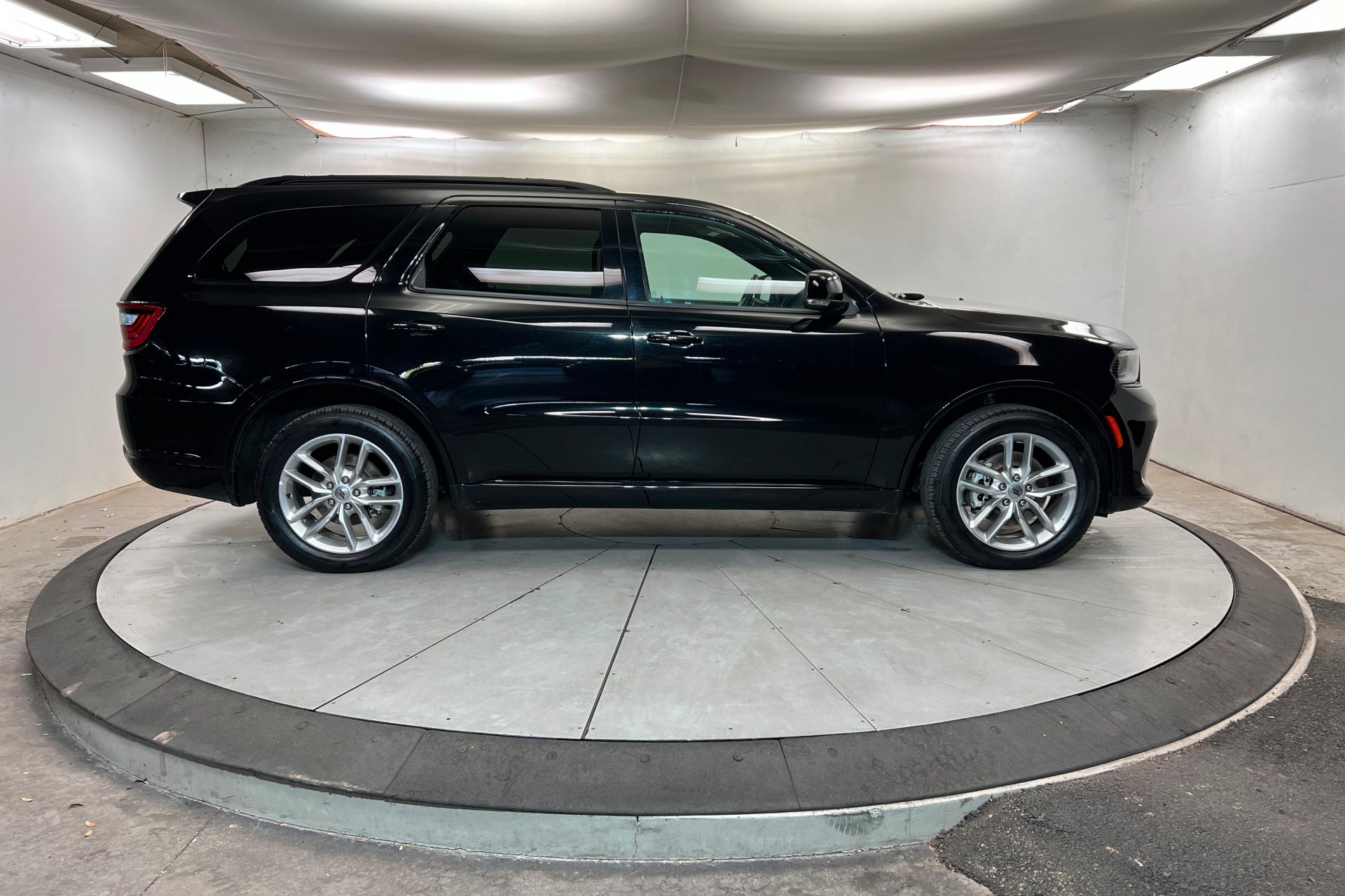 Certified 2024 Dodge Durango GT image 7