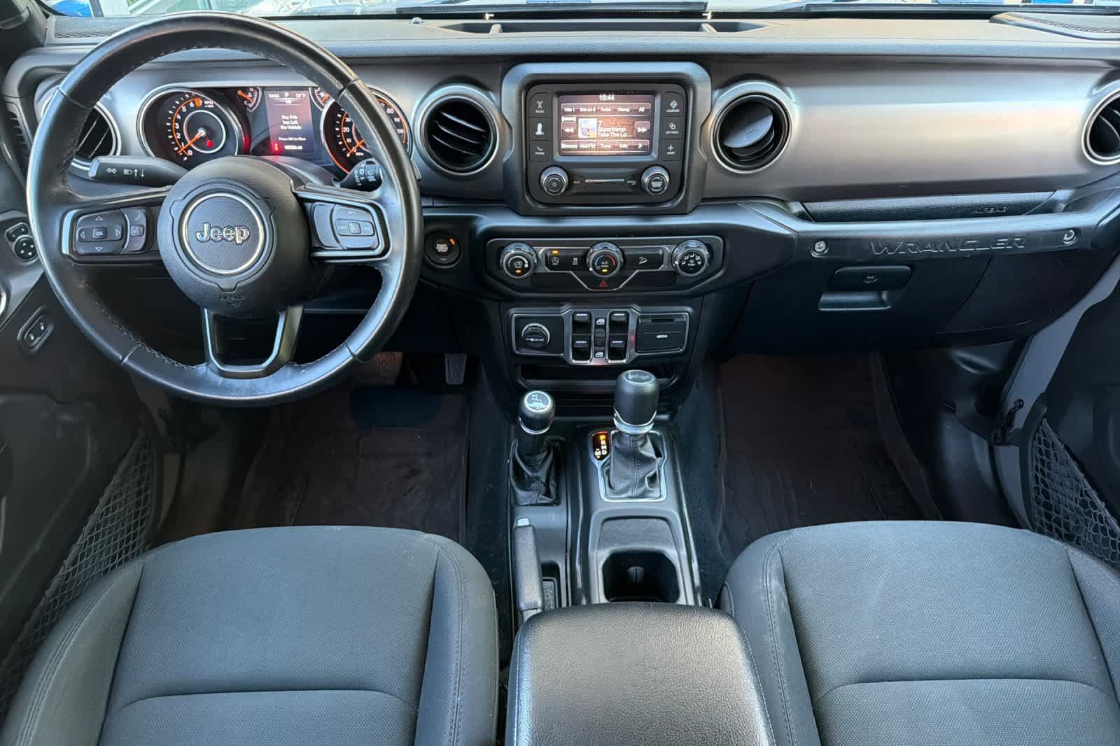 Used 2020 Jeep Wrangler Unlimited Sport S AWD/4WD video 3