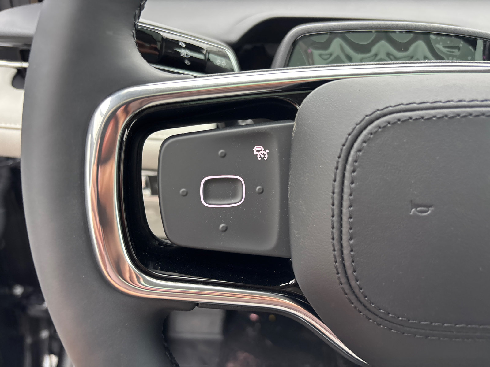 New 2026 Lincoln Nautilus Reserve AWD/4WD image 17