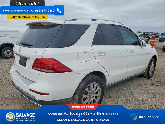 Used 2016 Mercedes-Benz GLE 300d 4MATIC w/ Premium Package image 4