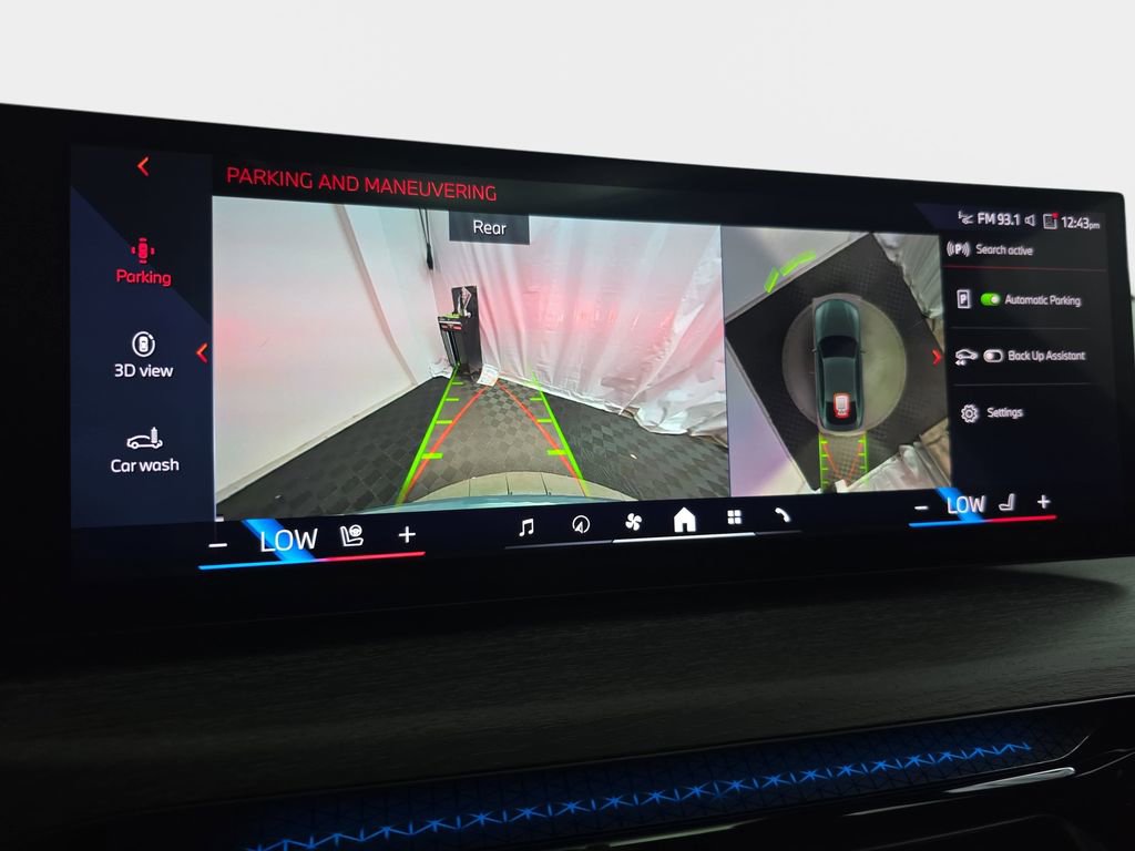 Used 2025 BMW i4 xDrive40i w/ M Sport Package image 26