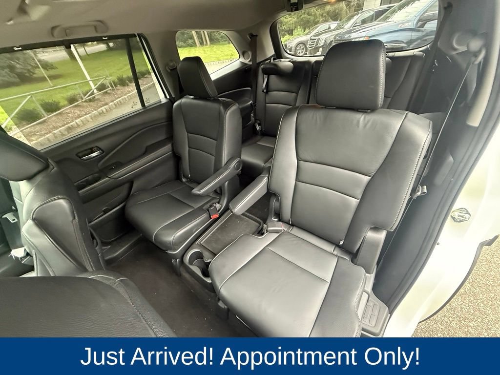 Used 2019 Honda Pilot Touring image 10
