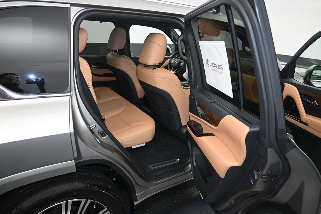 New 2026 Lexus LX 700h Luxury AWD/4WD image 11