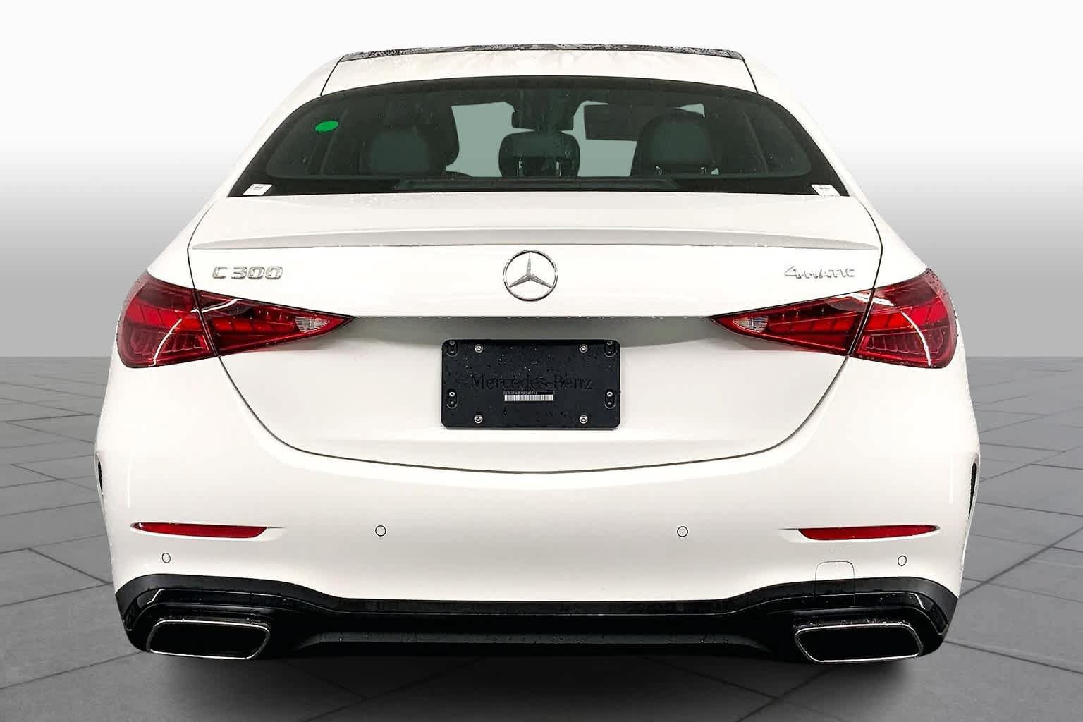 Used 2025 Mercedes-Benz C 300 4MATIC Sedan image 5