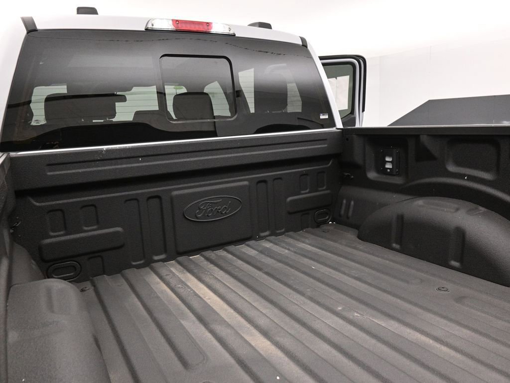New 2025 Ford F150 Lariat w/ Equipment Group 502A High image 24