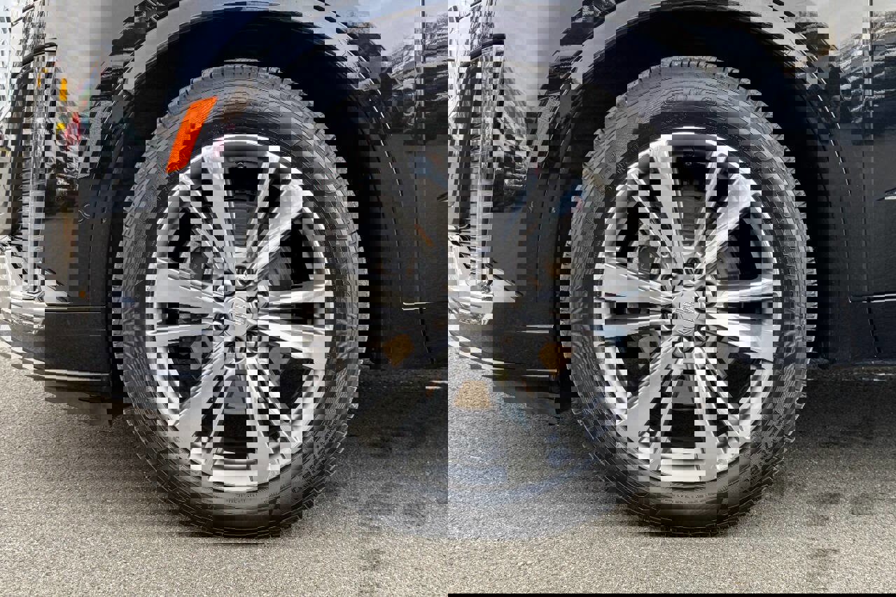 Used 2020 Cadillac XT6 Premium Luxury image 38