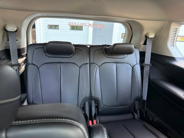 Used 2021 Jeep Grand Cherokee L Limited AWD/4WD image 9