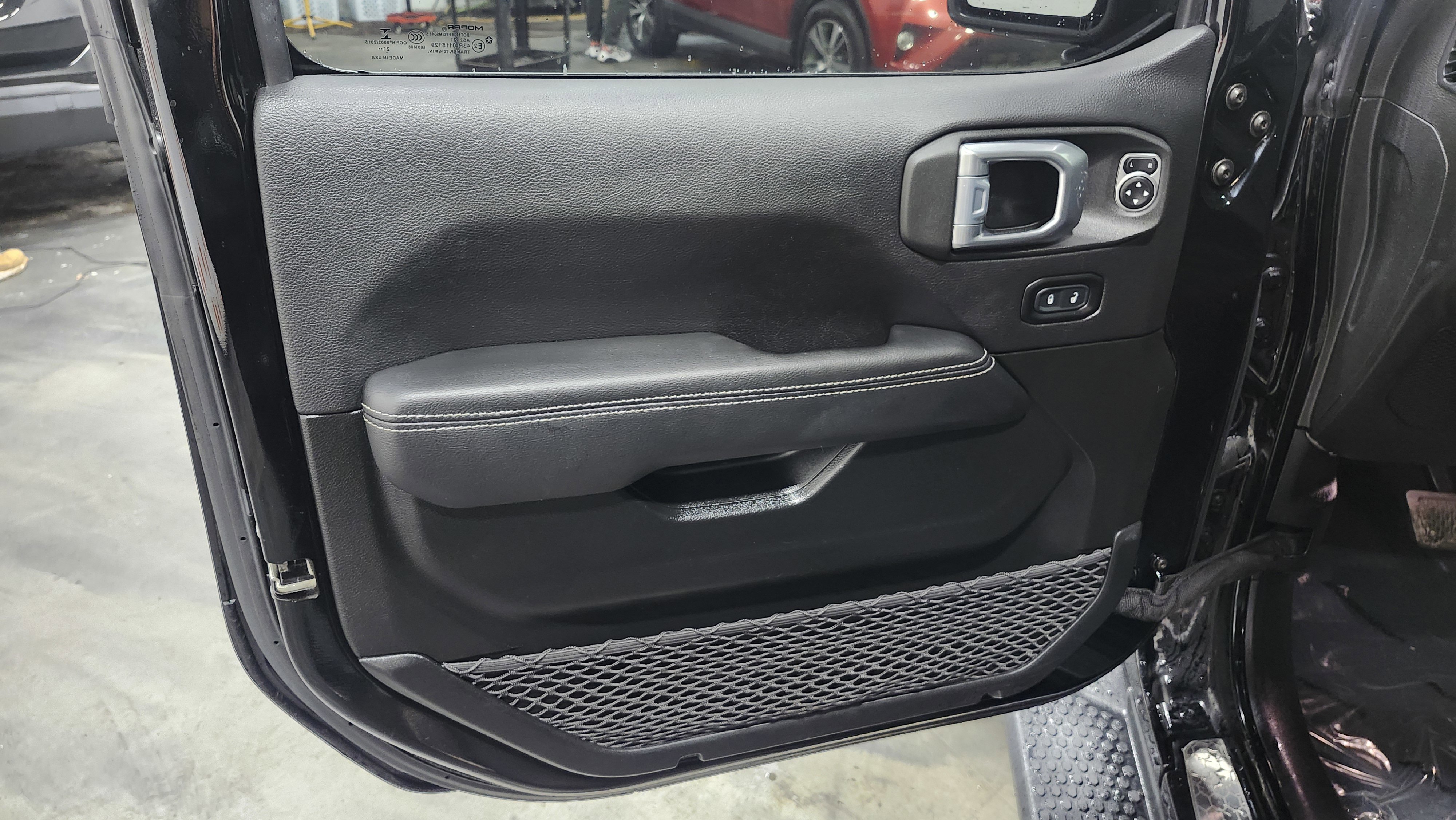 Used 2021 Jeep Wrangler Unlimited Sahara w/ Cold Weather Group image 22