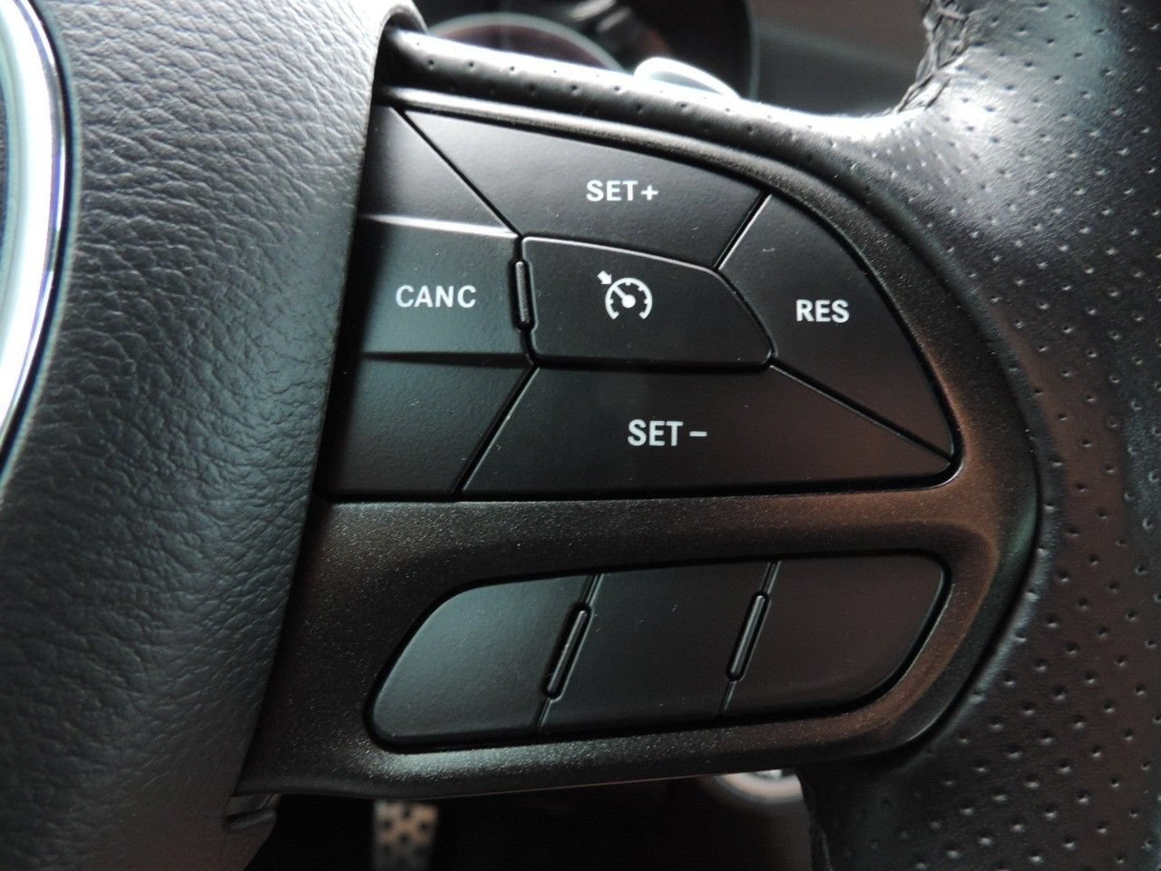 Used 2023 Dodge Charger Scat Pack w/ Navigation & Travel Group RWD image 26
