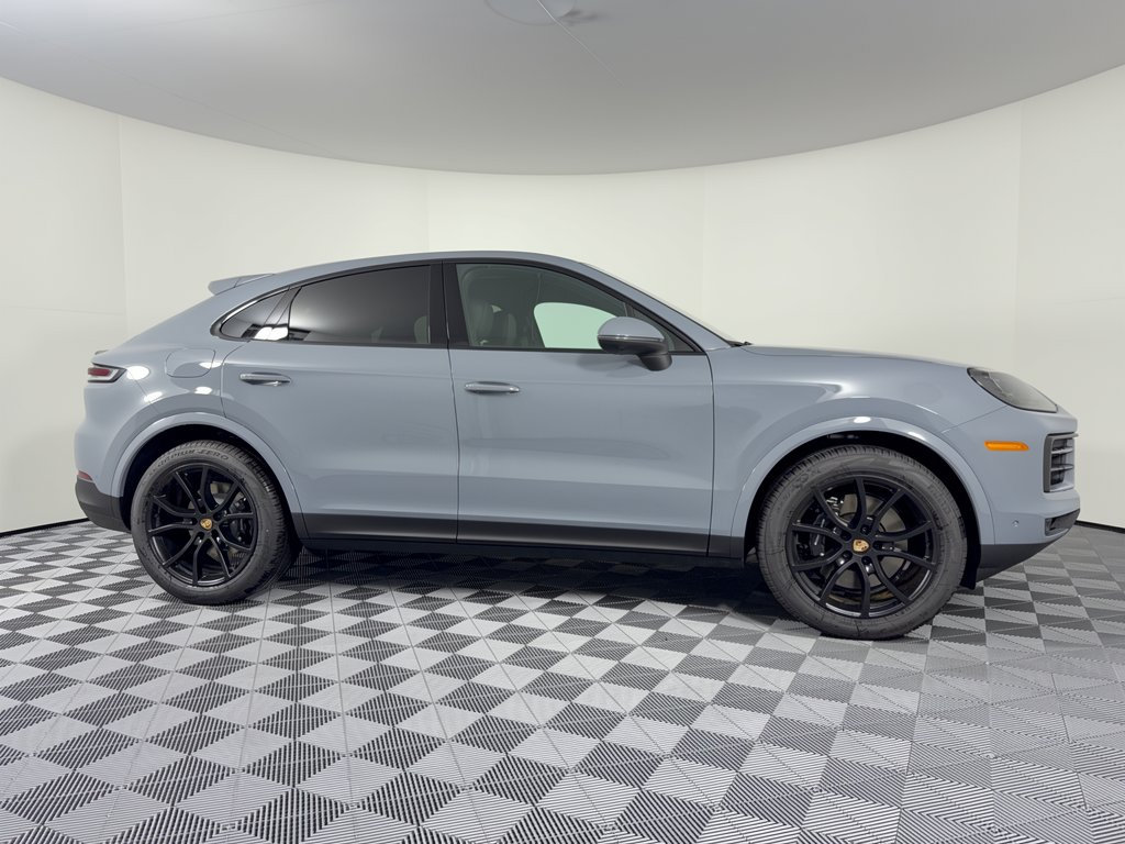 New 2026 Porsche Cayenne Coupe AWD/4WD image 8