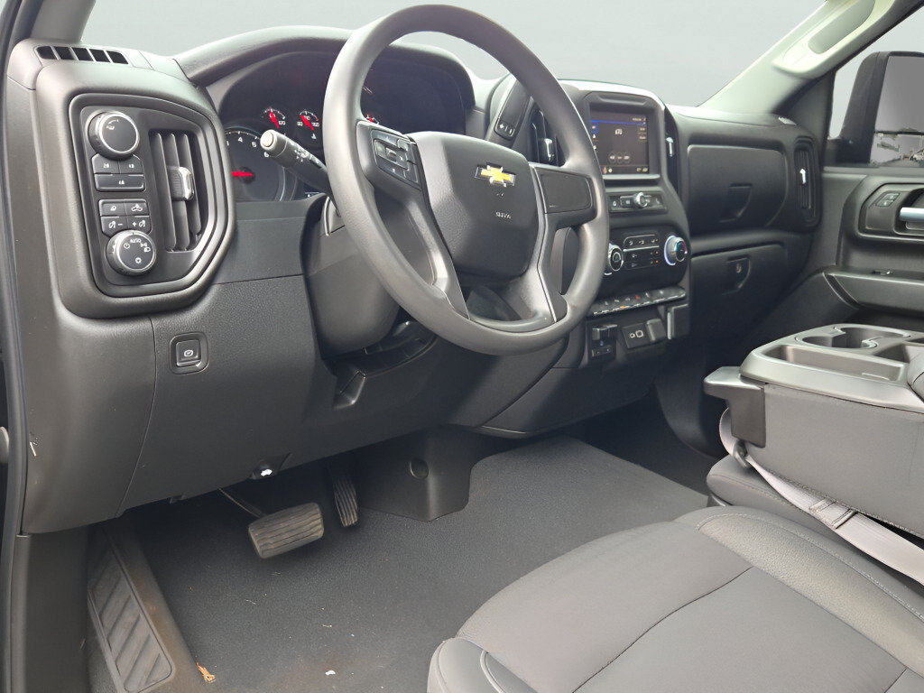 Certified 2024 Chevrolet Silverado 2500 Custom w/ Custom Value Package AWD/4WD image 26