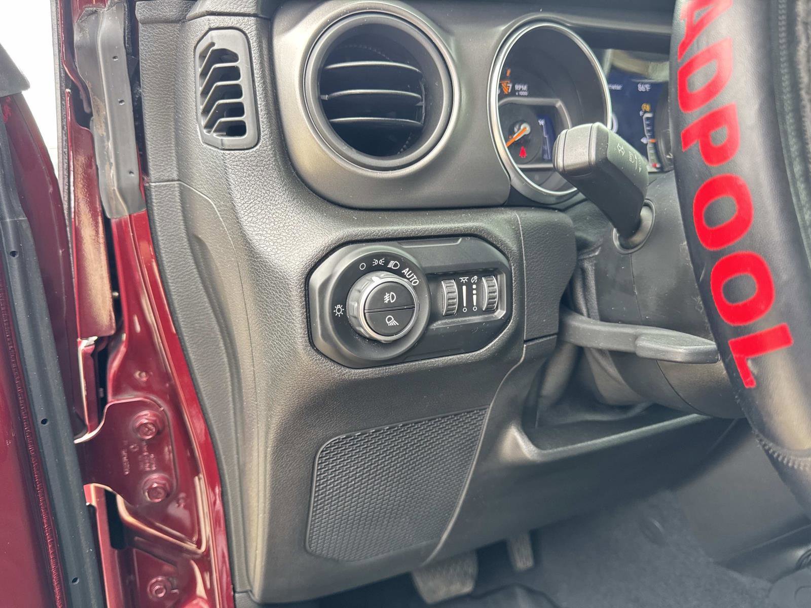 Used 2021 Jeep Gladiator Sport AWD/4WD image 20