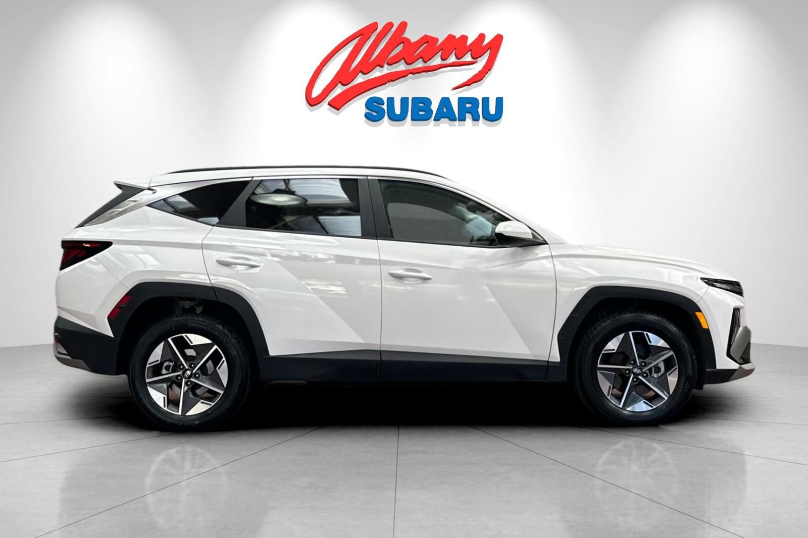 Used 2025 Hyundai Tucson SEL image 3