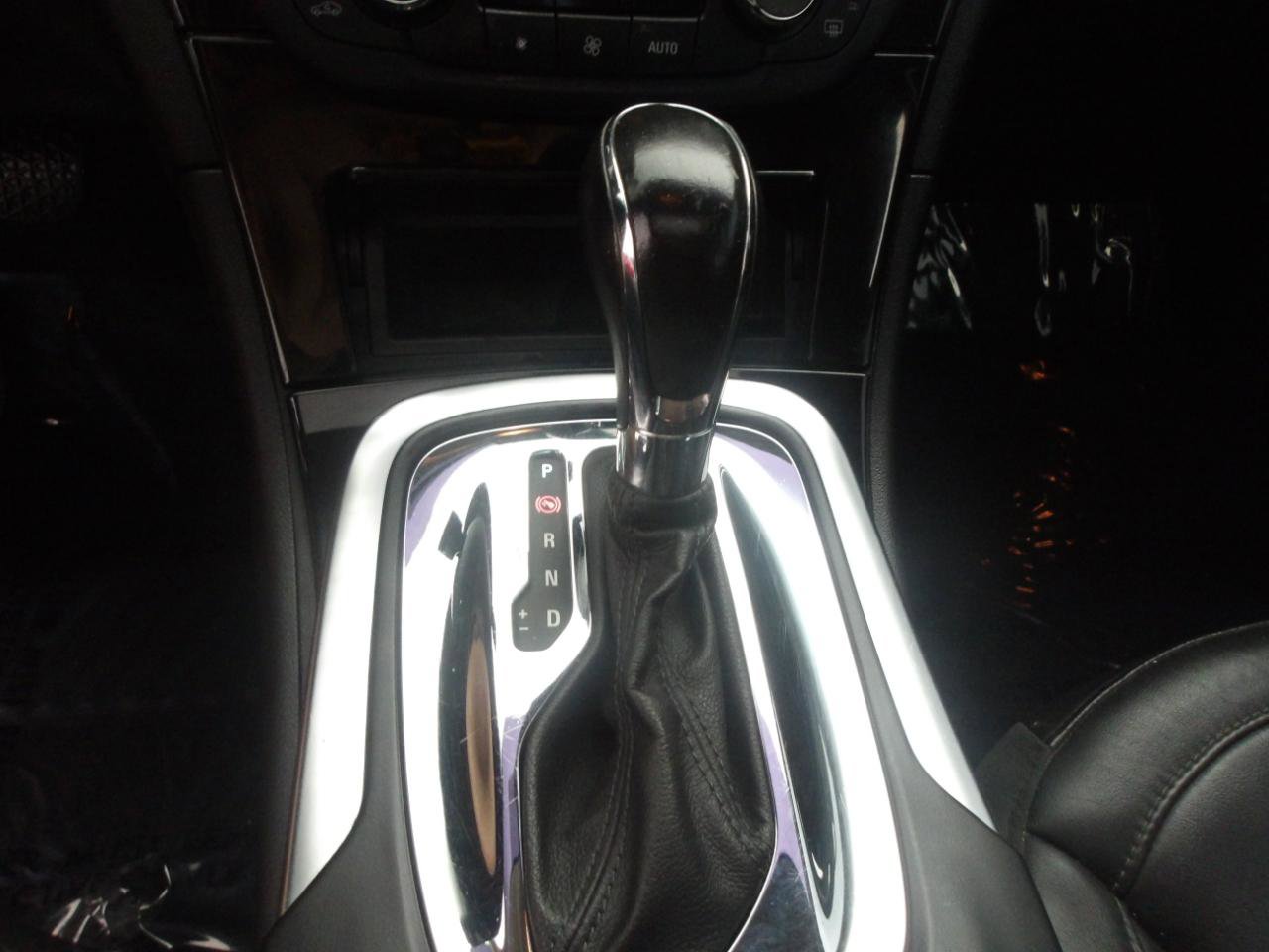 Used 2013 Buick Regal Premium FWD image 24