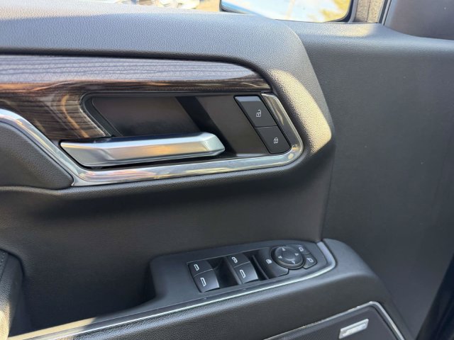 Used 2024 Chevrolet Silverado 1500 LT Trail Boss w/ Convenience Package II AWD/4WD image 23