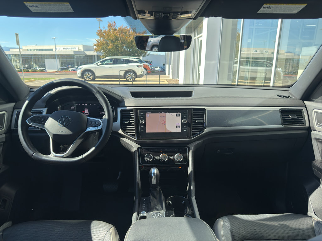 Used 2020 Volkswagen Atlas Cross Sport SEL Premium image 14
