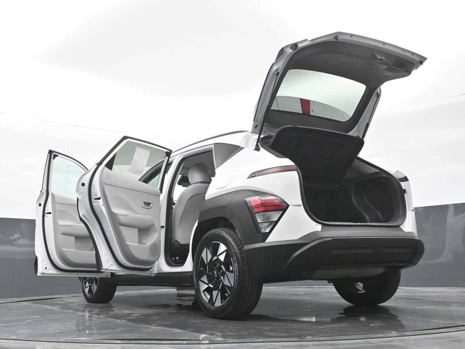 Certified 2024 Hyundai Kona SEL FWD image 50