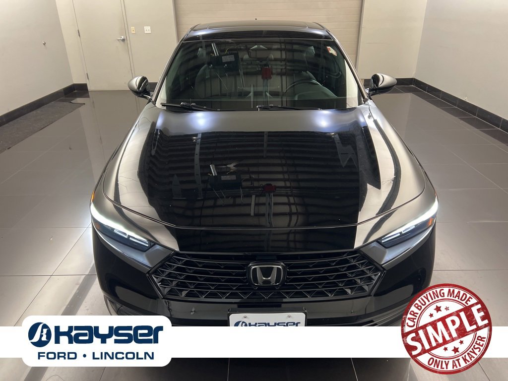 Used 2024 Honda Accord Sport image 2