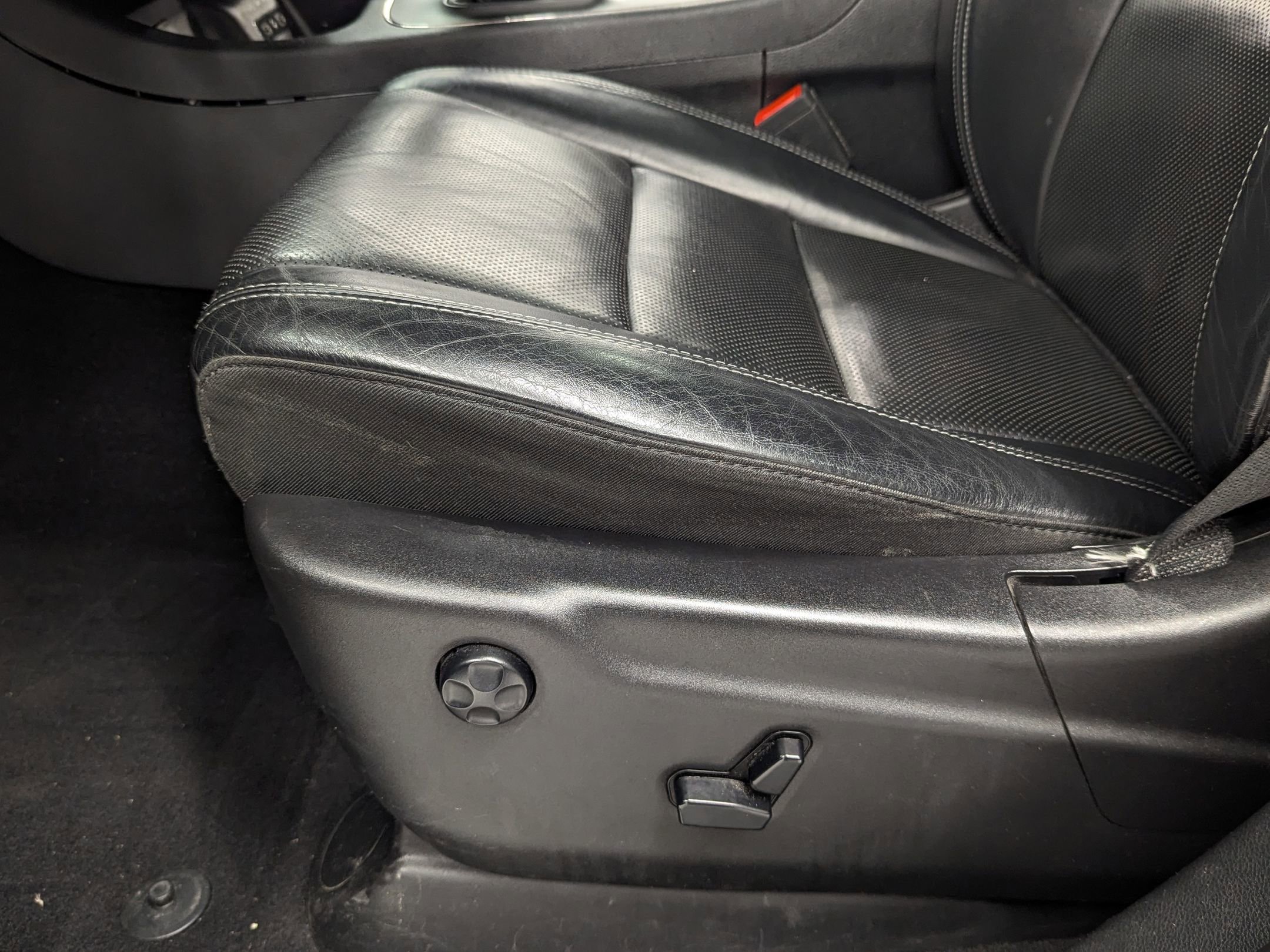 Used 2020 Dodge Durango R/T w/ Blacktop Package image 10