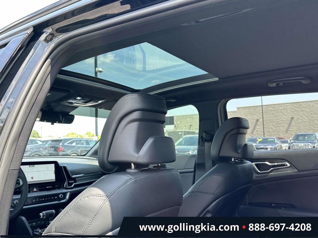 Certified 2025 Kia Sportage X-Pro AWD/4WD image 14
