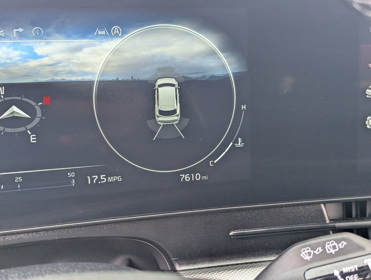 Used 2025 Kia Sportage SX image 32