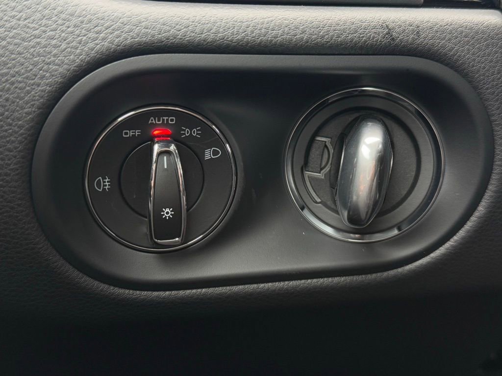 New 2026 Porsche Macan image 34