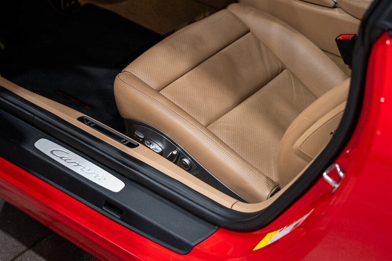 Used 2017 Porsche 911 Carrera RWD image 25