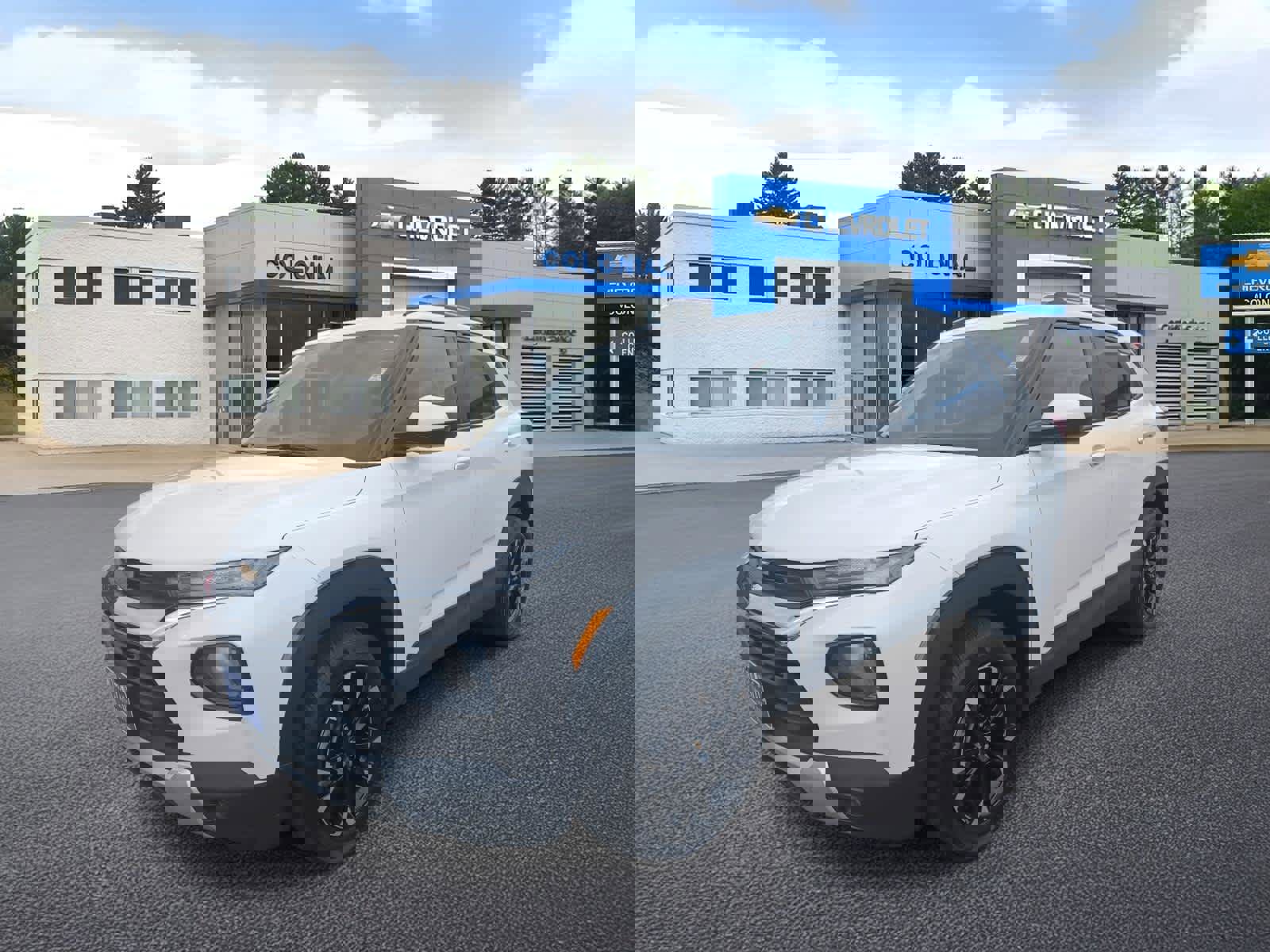 Used 2023 Chevrolet TrailBlazer LT w/ Convenience Package