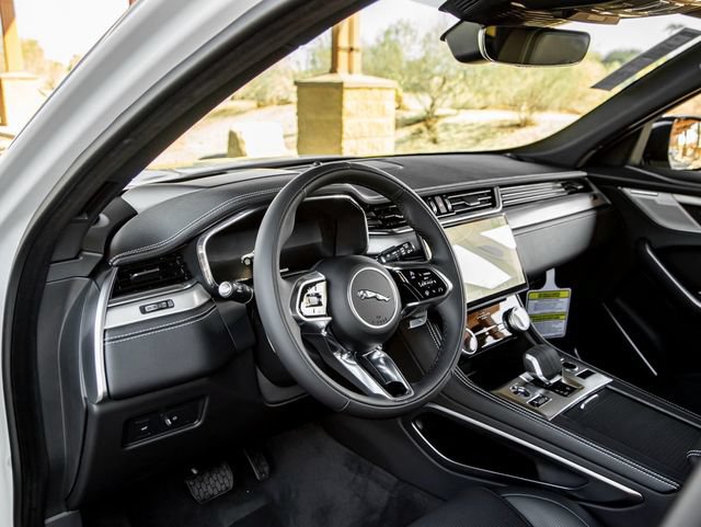 New 2026 Jaguar F-PACE R-Dynamic S AWD/4WD image 15