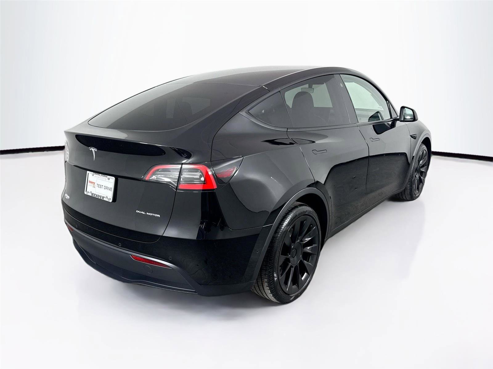 Used 2021 Tesla Model Y Long Range image 12
