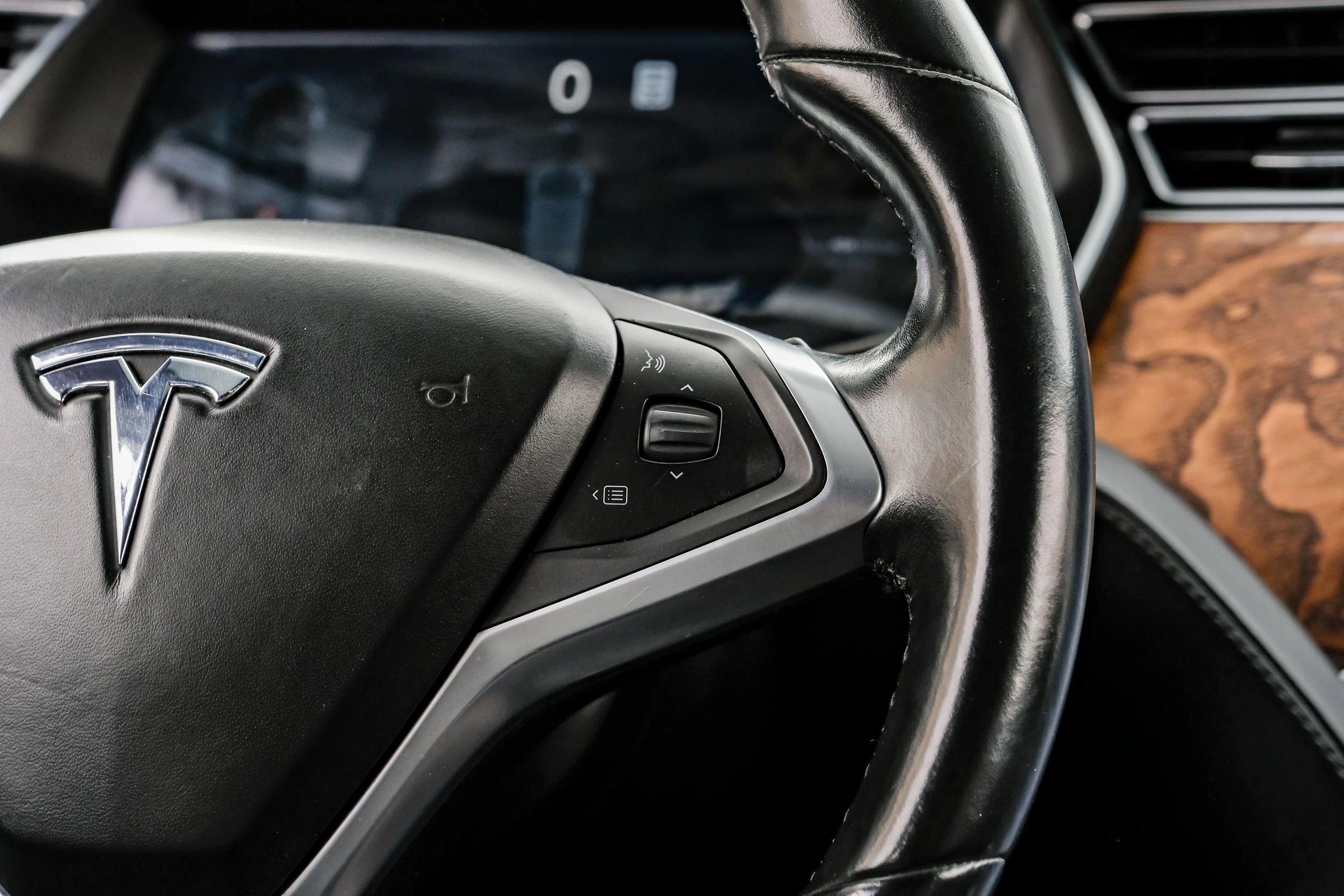 Used 2017 Tesla Model X 90D image 22