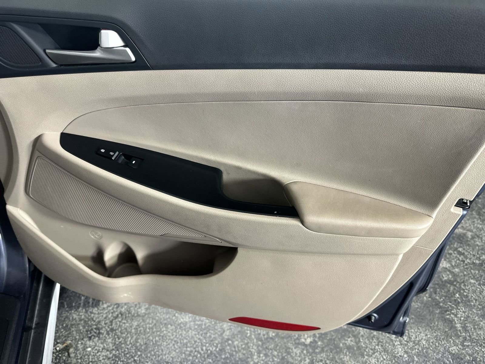 Used 2019 Hyundai Tucson SEL image 32