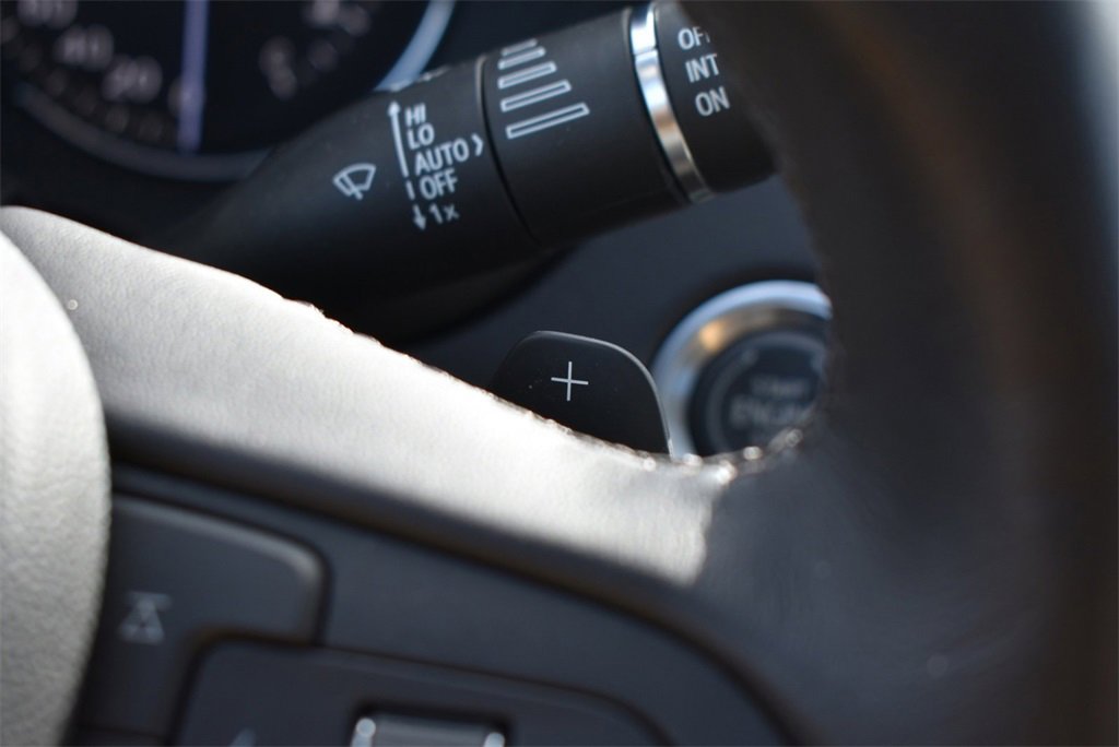 Used 2022 Cadillac XT4 Premium Luxury image 19