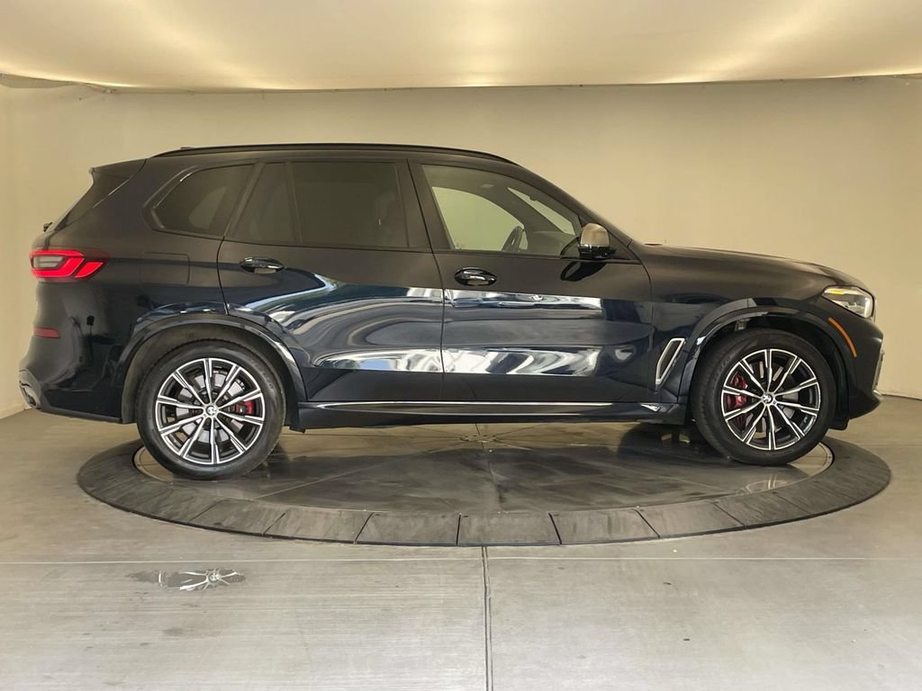 Used 2021 BMW X5 M50i w/ Parking Assistance Package AWD/4WD image 6