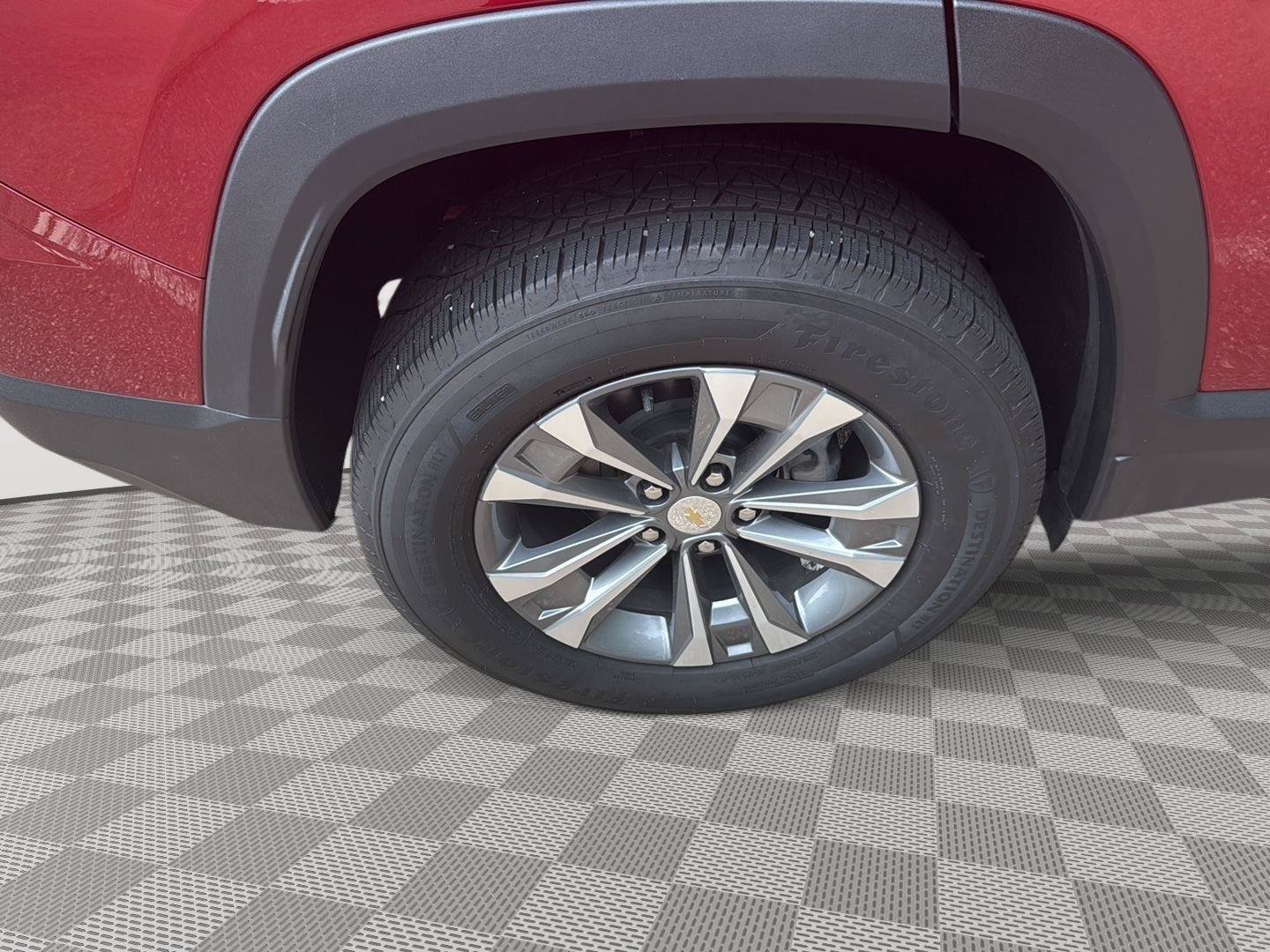 Used 2025 Chevrolet Equinox LT w/ Convenience Package II FWD image 15